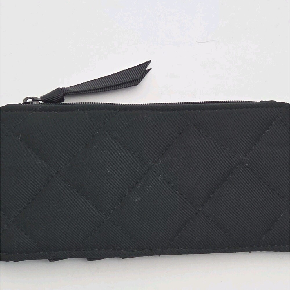 Vera Bradley Wristlet Wallet Card Holder Coin Zip Black Quilted 7"x3.5" - Picture 5 of 9